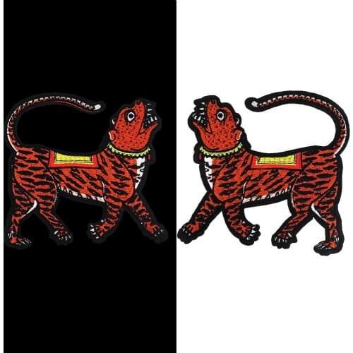 1Set Embroidery Appliques clothing patch patches Couple tiger Iron on clothes Dress Accessories Rr38
