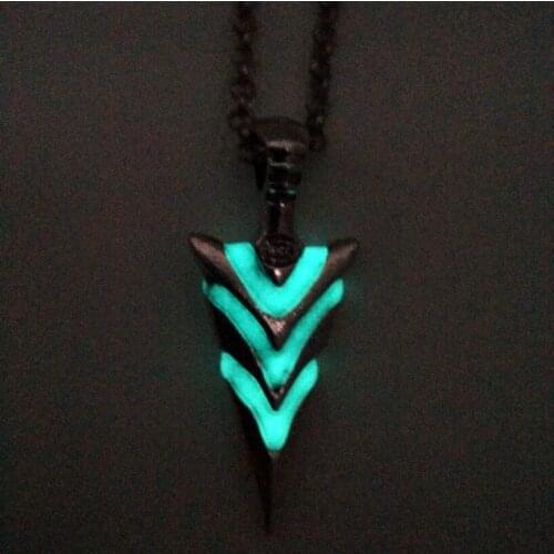 Luminous Green Arrow Necklace for Women Men Pendant Choker Jewellery Necklaces for Teen Girls