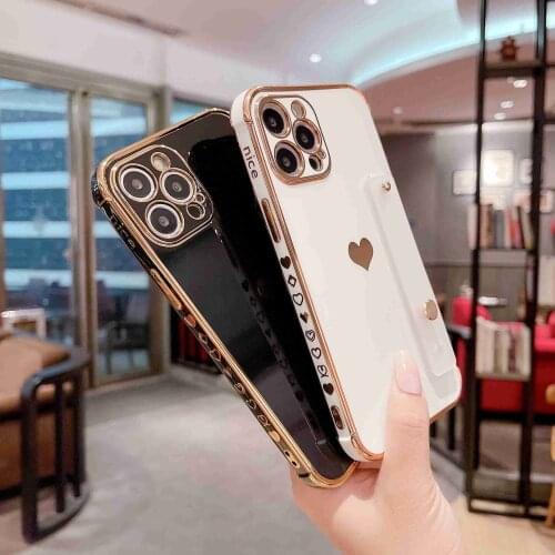 12 Pro Max case Luxury Gold Plated Electroplated Heart Bracele Hand Holder Cover Cases For iphone 11 XR XSMAX 7 8 plus X XS capa