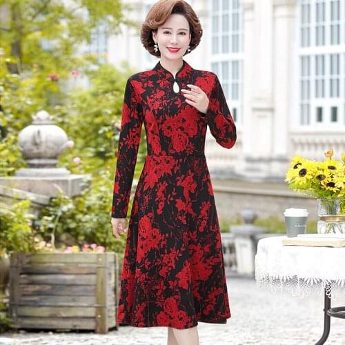 2021 Chinese Style Women Retro Tunic Dresses Mature Ladies Red Golden Flower Mandarin Qipao Collar Robe Femme Party Vestidos