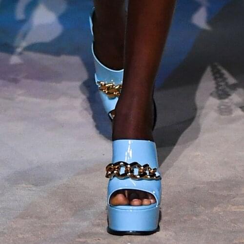 Runway Platform Metal Chains High Heel Slipper Bright Patent Leather Chunky Heels Peep Toe Ankle Strap Party Sandals Summer