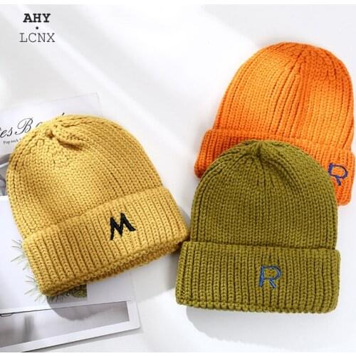 Childrens hat for Autumn Winter Kids Boys Girls Knitted Hats Soft Thickening Warm Baby Beanies Letter Embroidery Casual Toddler