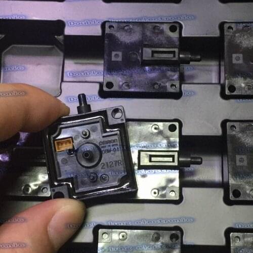 5PCS/LOT D8M-D11 D8M-D1 Pressure Sensor