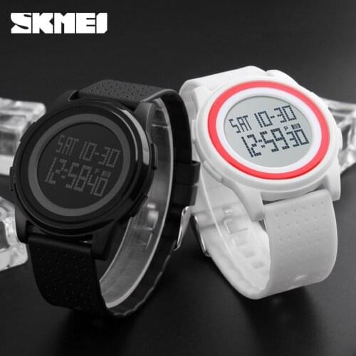 SKMEI Men Light And Hin Waterproof Watch Luminous Chronograph Sports Electronic Watch 1026