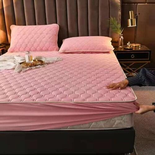 High Grade Luxury Super Soft Latex Quilting Mattress Cover King Queen Thicken Velvet Quilted Bed Cover Not Including Pillowcase