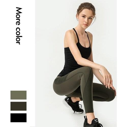 2021 New Yoga Vest with Chest Pad Gathered Nude Yoga Pants Solid Color Hip-lifting Elastic Nine-point Pants Yoga Suit Women