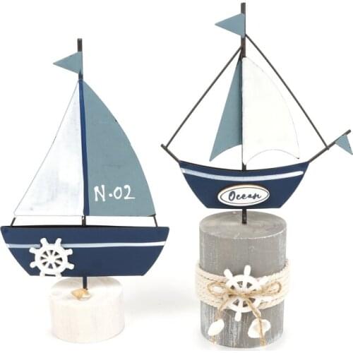 Home decorations 2pcs Metal Ship Model Ornament Mediterranean Style Metal Canvas Sailboat Toys Wood Pedestal and 6pcs oras