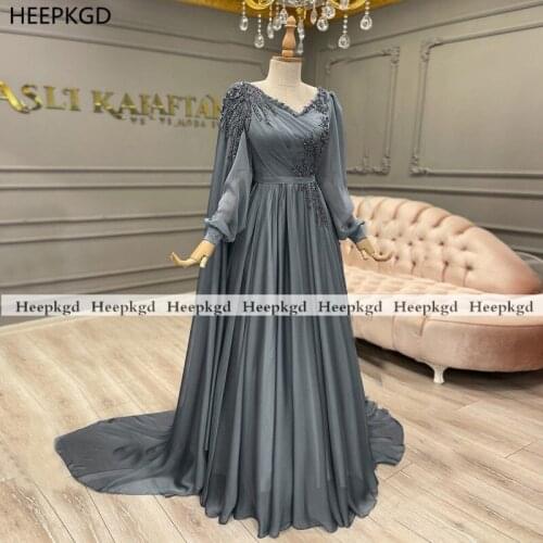 Long Sleeves Grey Muslim Evening Dress 2021 New Beads Appliques A Line Pleats Chiffon Elegant Arabic Wedding Party Formal Gowns