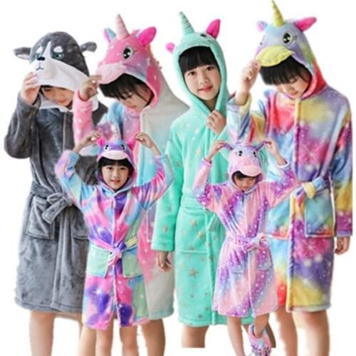 New Winter Cartoon Hooded Bathrobes Children Sleepwear Kids Pyjamas Hoodie Bath Robes Beach Towels Pyjamas Kids