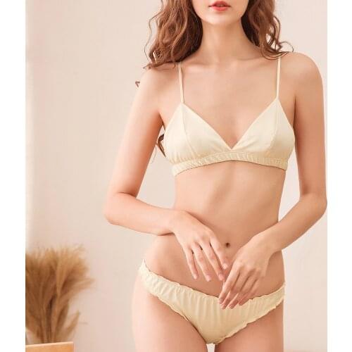 Womens Lingerie Set High-end brand Wireless Sexy Triangle Bralette Sleep Underwear Underpants Bra Sets and Panties Set