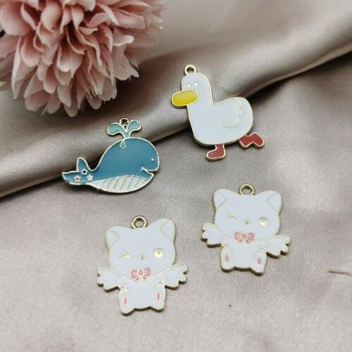 10pcs Cute Yellow Duck Alloy enamel Charms Diy Findings Kawaii Phone Keychain Bracelets Pendant For Jewelry Making FX583