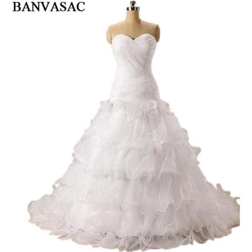 BANVASAC 2017 New A Line Luxury Pleat Sweetheart Wedding Dresses Sleeveless Satin Sweep Train Lace Bridal Gowns