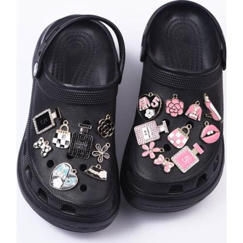 1 Pcs Metal Croc Shoes Charms Pink Women Bags Decoration Black Formal Hat Lady Bracelet Accessories Perfume Bottle Girl Gidt
