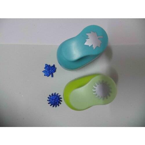 2pcs(2.5cm) sun and maple shape craft punch set Punch Craft Scrapbooking school Paper Puncher eva hole punch free shipping