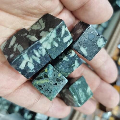 6pcs Natural Green Bamboo Stone Polished Ice Cube Stone Healing Chakra Reiki Stone As Gift about20mm