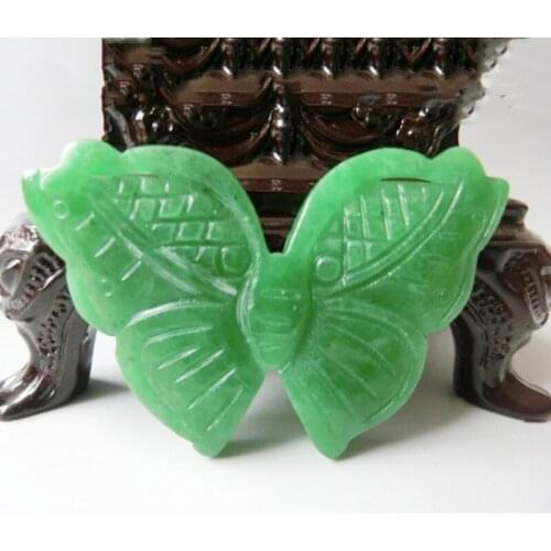 Natural green stone hand carved, necklace pendant (amulet) butterfly pendant can be Handmade accessories are used