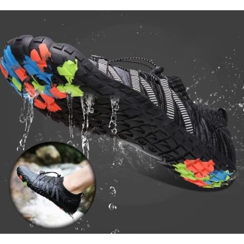 2019 New Summer Mens Outdoor five-fingered Brook Shoes Wading Shoes Breathable Sandals Hiking Hiking Shoes Beach Shoes Footwear