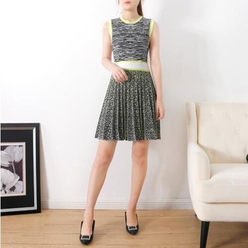 2020 New Autumn Collection UK Fashion Elegnt Pleated Knitted Dress MixED Print Mini Skater