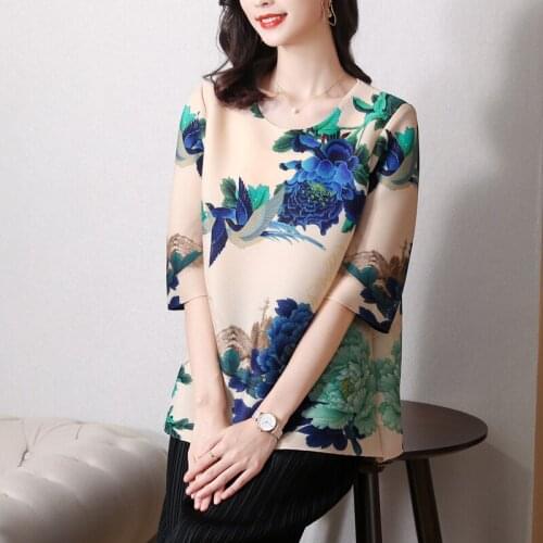 Vintage Print Plus Size Women T-shirt Miyak Pleated Loose Thin Round Neck Half Sleeve Elegant Pullover Tee Female Casual Top