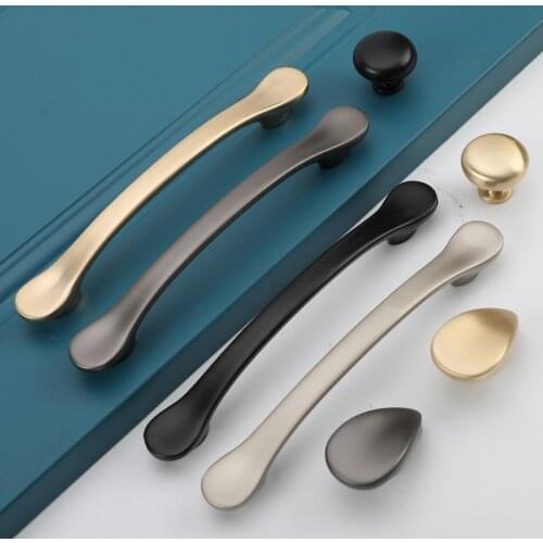 Nordic Light Luxury Gold Door Handles European Black Simple Cabinet Wardrobe Wine Cabinet Handles Drawer Knobs Furniture