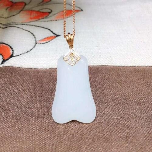 18k gold and Tian Baiyu pendanth32