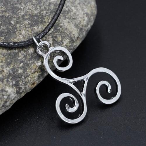 Youe shone Teen Wolf Necklace Triskele Triskelion Allison Argent Pendant Jewelry for Women and Men Silver Color