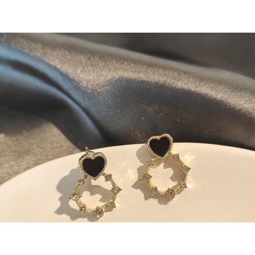 Korean Elegant Lady Black Heart-shaped Earrings Exquisite Rhinestone Gold Stud Earrings Accessories Charming Party Jewelry