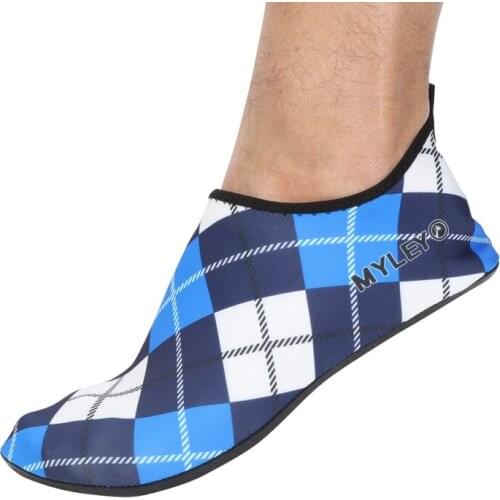 Men Slippers Beach Leather Upstream Shoes Men Water Shoes Swim Skin Shose Barefoot