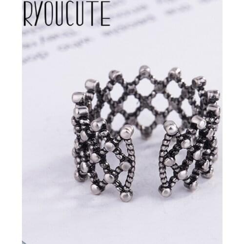 Original Design Popular Hollow Chains Finger Ring Simple Rings for Women Wedding Engagement Jewelry Gifts