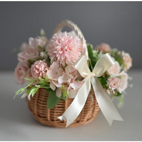 Wicker Rattan Flower Basket Wedding Flower Basket Willow Handwoven Basket with Handles and Plastic Insert Woven Eggs