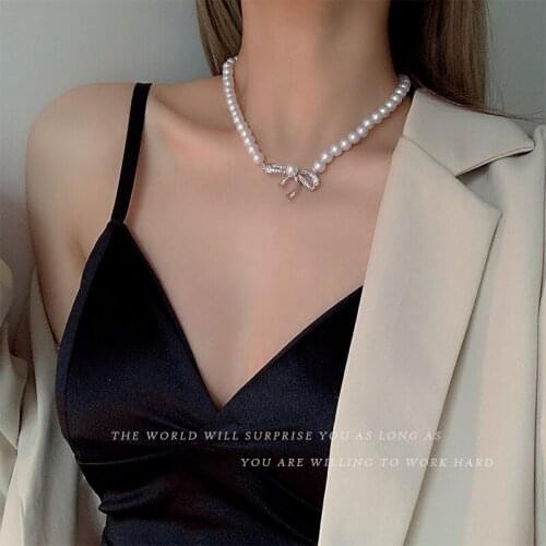 Sweet New Bowknot Pearl Necklace Light Luxury Clavicle Chain Niche Design Necklace Accessories for Women