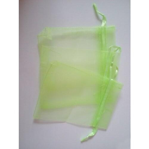 50pcs 13*18 Green gift bags for jewelry/wedding/christmas/birthday Organza Bags with handles Packaging Yarn bag