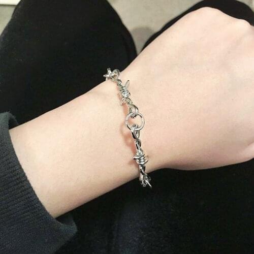 Small Wire Brambles Iron Unisex Choker Bracelet Women Hip-hop Gothic Punk Style Barbed Wire Little Thorns Bracelet Choker Gifts