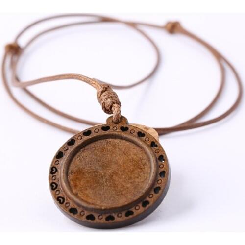Reidgaller 5pcs 25mm blank wood cabochon base setting with leather cord diy pendant tray for necklace jewelry making