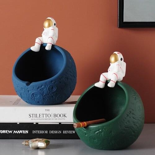 Astronaut Decor Storage Ball Box Ceramic Keys Accessories Holder Decoration Plate Bowl Astray Makeup Organizer Container Tray