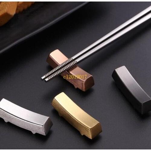 300pcs 4 color Chinese Chopstick Rest Traditional Irregular Square 304 Stainless Steel Chopsticks Holder Rack Frame Kitchen Tool