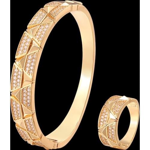 Vankeliif Simple three-dimensional triangle Bangles and rings Womens jewelry set Copper micro-inlaid zircon fashion jewelry