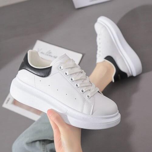 Womens shoes fashion luxury brand womens casual shoes sports shoes flat shoes thick soled vulcanized shoes single shoes