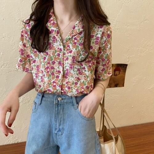 Summer floral print loose lantern sleeve suit collar wild shirt loose wild short-sleeved blouse female