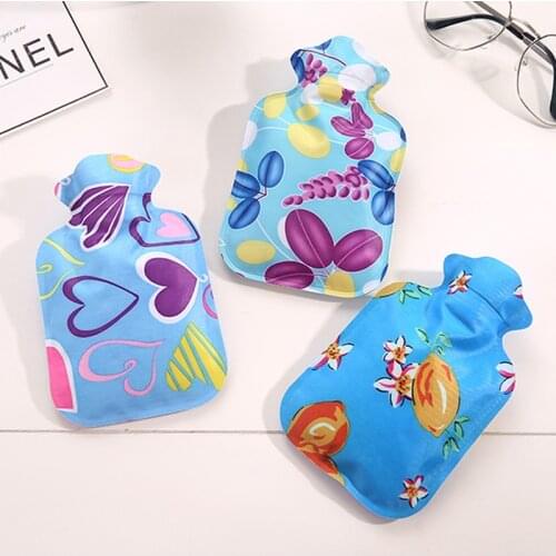 050 Lovely Cartoon Hand Warm Water Bottle Mini Hot Water Bottles Portable Hand Warmer Girls Pocket Hand Feet Hot Water Bags