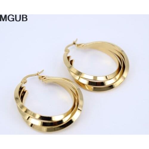 MGUB Hot 3 colors a set of earrings 316L stainless steel smooth twisted comfortable wild female jewelry birthday present LH342