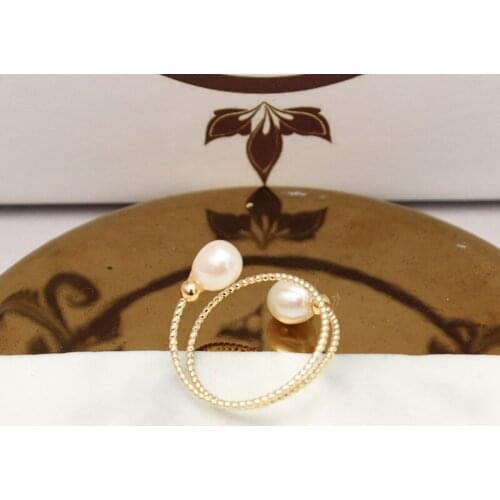 2020 Natural Freshwater Pearl Rings Minimalist Round Twist Rings for Women Jewelry Accessories Wedding Engagement Finger Ring