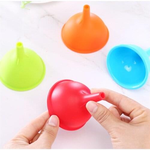 1PC Portable Silicone Funnel Food Grade Liquid Diversion Tools For Kitchen Home Wine Drain Oil Laboratory Equipment