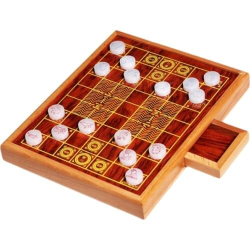 High-end old-fashioned childrens kindergarten wooden beast chess nostalgic luxury version of animal chess beast arena