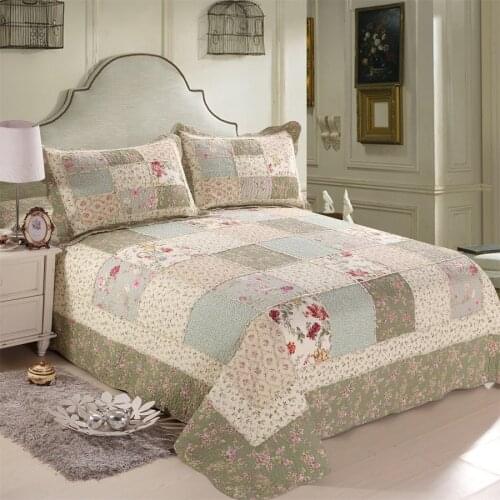 CHAUSUB Patchwork Quilt Set 3pc/4PC Bedspread on Bed Floral Cotton Duvet Cover Pillowcase Quilted Bedding Set Queen Size Blanket
