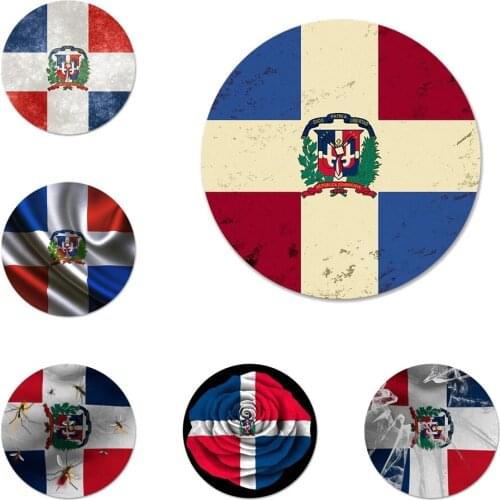 Fashion dominican republic flag Painted Icons Pins Badge Decoration Brooches Metal Badges For Clothes Backpack Decoration 58mm