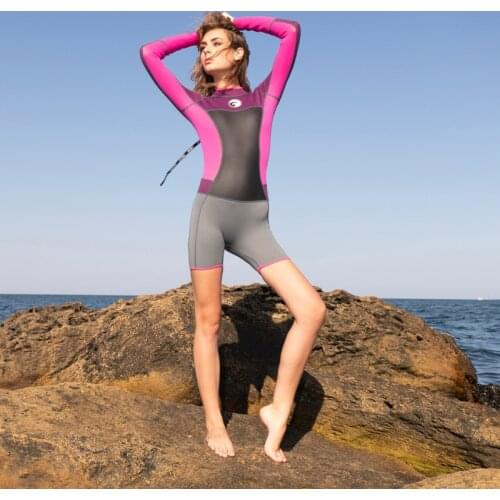 New diving suit female Siamese warm long-sleeved shorts zipper sunscreen snorkeling swimsuit
