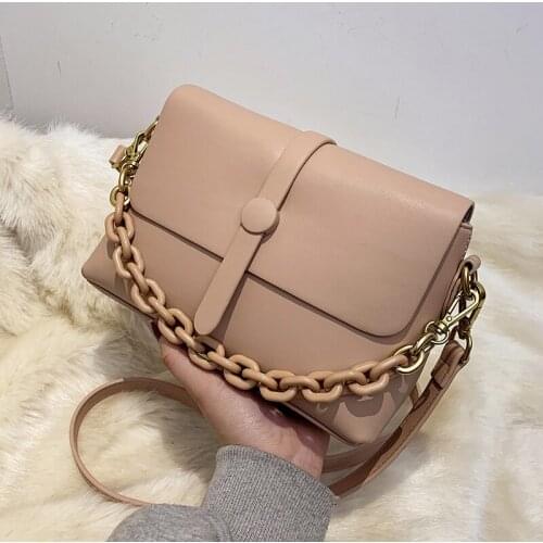 Design High-end Western Handbags 2021 New Fashion Messenger Bag HOT Chain Portable Square Bag Dual-use Bag Width: 23cm