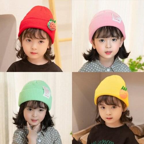 INS Fashion Cute Kids Beanies Hat Solid Color Large Logo Childrens Knitted Cap Baby Curly Brim Wool Cap Melon Cap