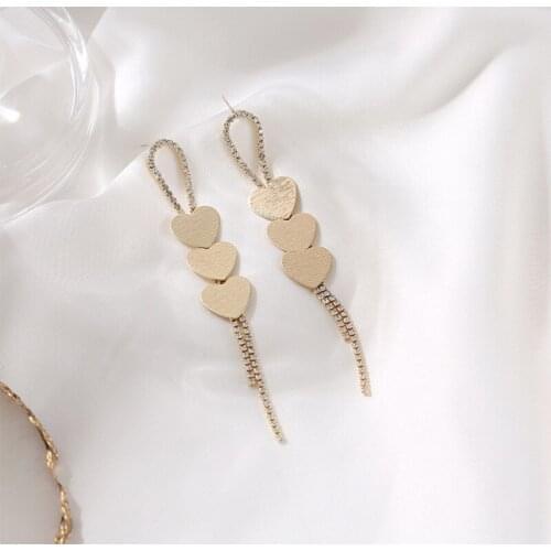 QiLuxy Long Tassel Crystai Heart Gold Color Dangle Earrings for Women Girl Fashion Rhinestone Charm Earrings Jewelry Gift